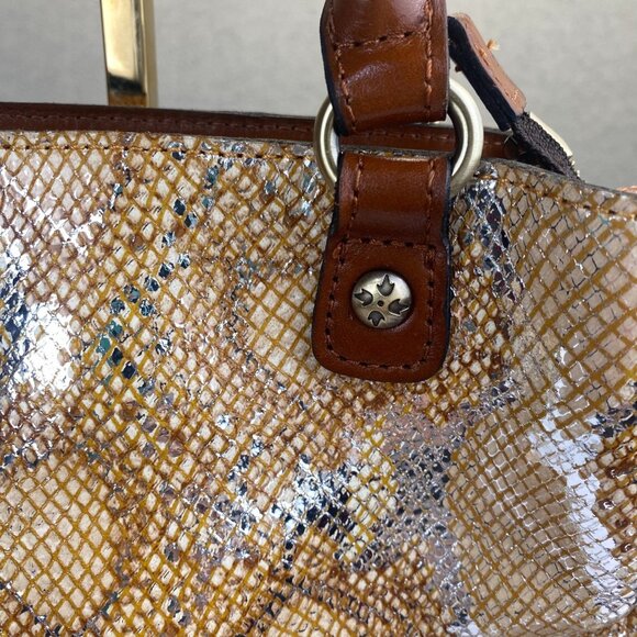 Patricia Nash ‘Norcia’ Metallic Python Print Cracked Leather‎ Satchel Crossbody - Picture 15 of 15